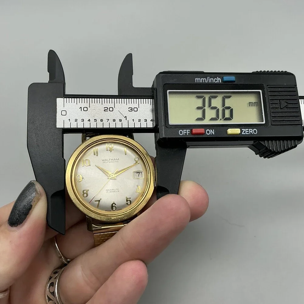 Vintage Waltham Mens Watch 36mm Gold Tone Automatic Date NON WORKING For Parts